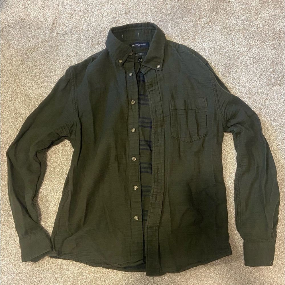 Banana Republic Dark Green Casual Button-Down Shirt